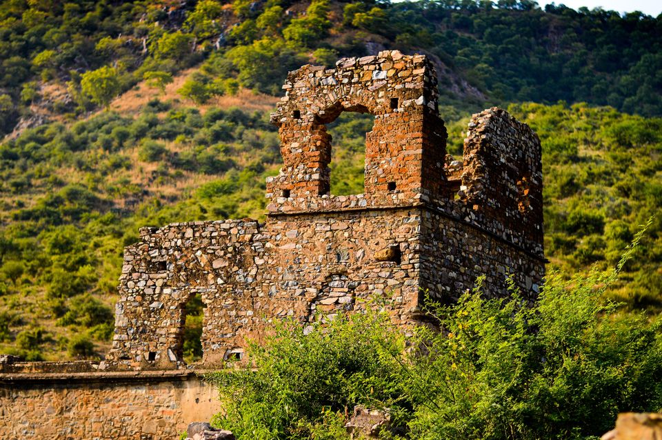 Photo of Bhangarh Fort: The Story of The Most Haunted Place in India by Sakshi Nahar Dhariwal