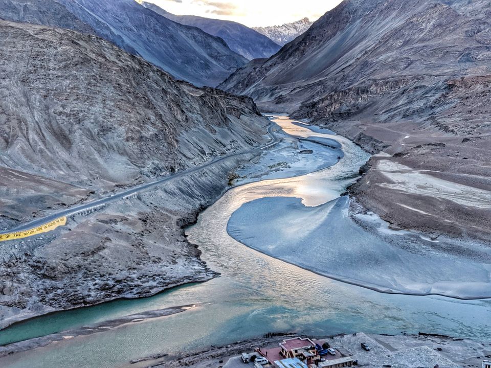 Photo of Zanskar Valley Road, Chilling by Sakshi Nahar Dhariwal