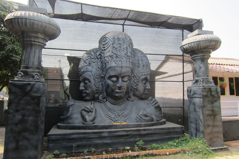 Photo of Explore Elephanta Caves, Maharasthra by Sakshi Nahar Dhariwal