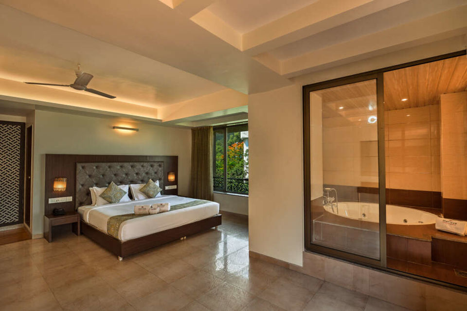 Photo of Meritas Crystal Resort - Lonavala, Lonavla by Sakshi Nahar Dhariwal