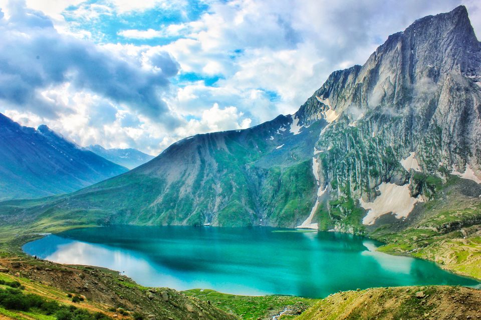 Photo of 15 Most Beautiful Places To Visit in Kashmir by Sakshi Nahar Dhariwal