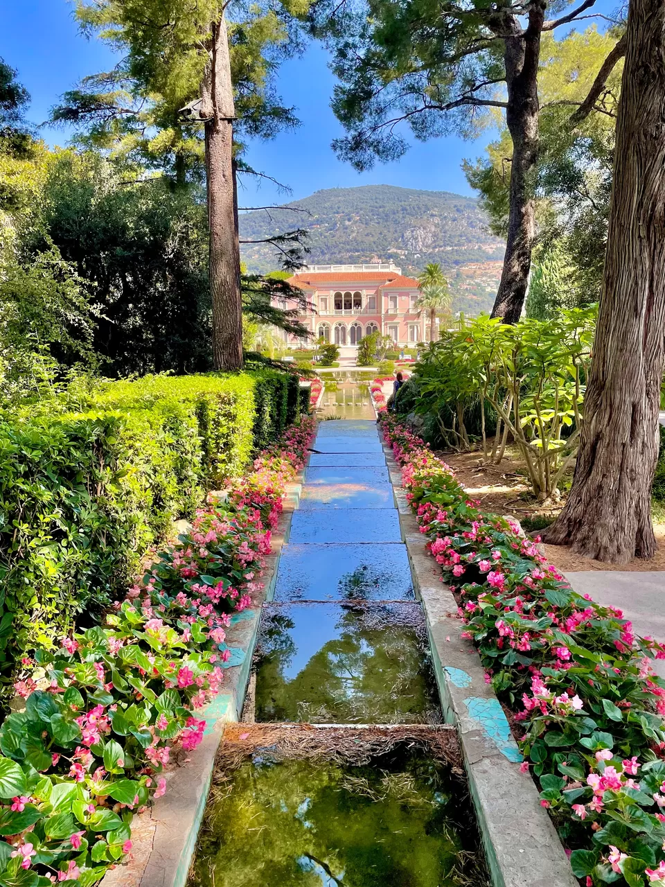 Photo of Villa Ephrussi de Rothschild, Saint-Jean-Cap-Ferrat by Sakshi Nahar Dhariwal