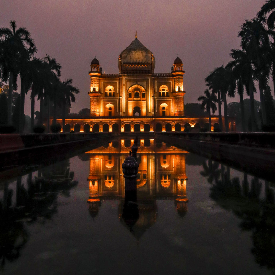 Photo of Safdarjung tomb in Delhi for a perfect outing by Aditya Singh(Kakey)