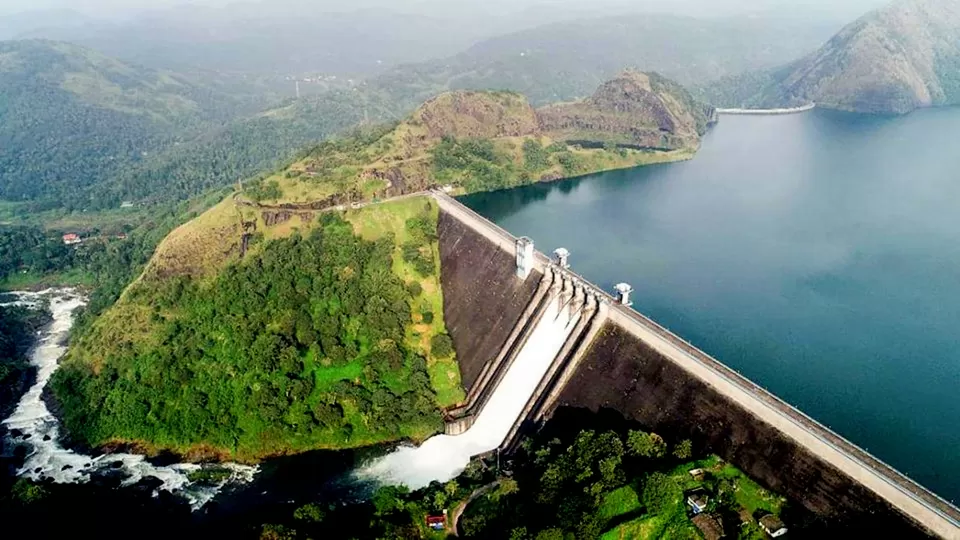 Photo of A Guide To Explore Idukki Dam, Kerala by Riyanka Roy