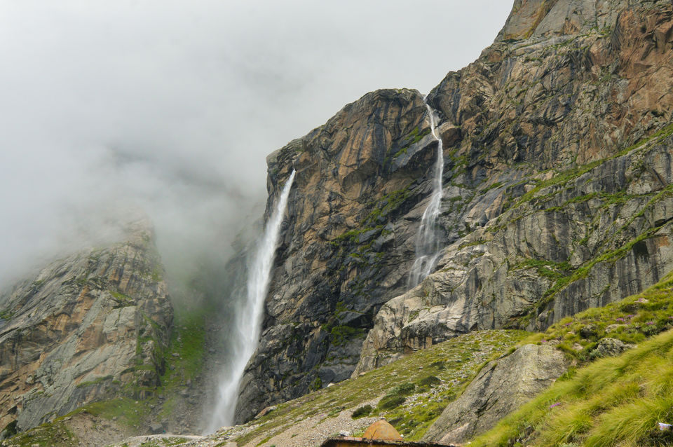Photo of Badrinath Temple - The Ultimate Guide You'd Ever Need To Plan Your Next Trip by Bongyatri - Sourav and Anindita