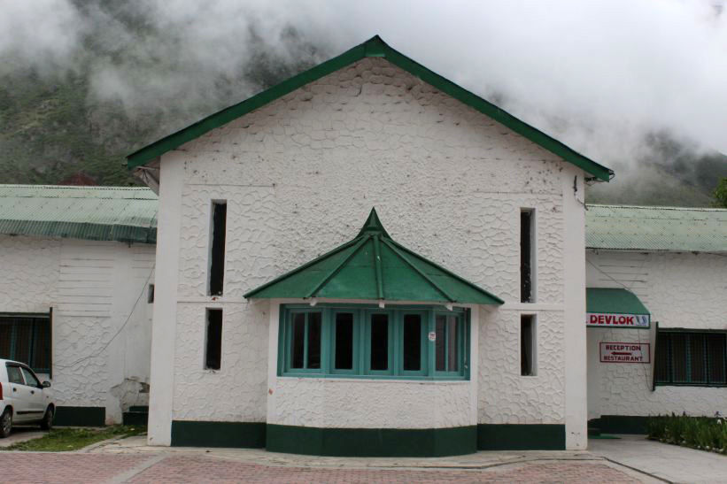 Photo of Badrinath Temple - The Ultimate Guide You'd Ever Need To Plan Your Next Trip by Bongyatri - Sourav and Anindita