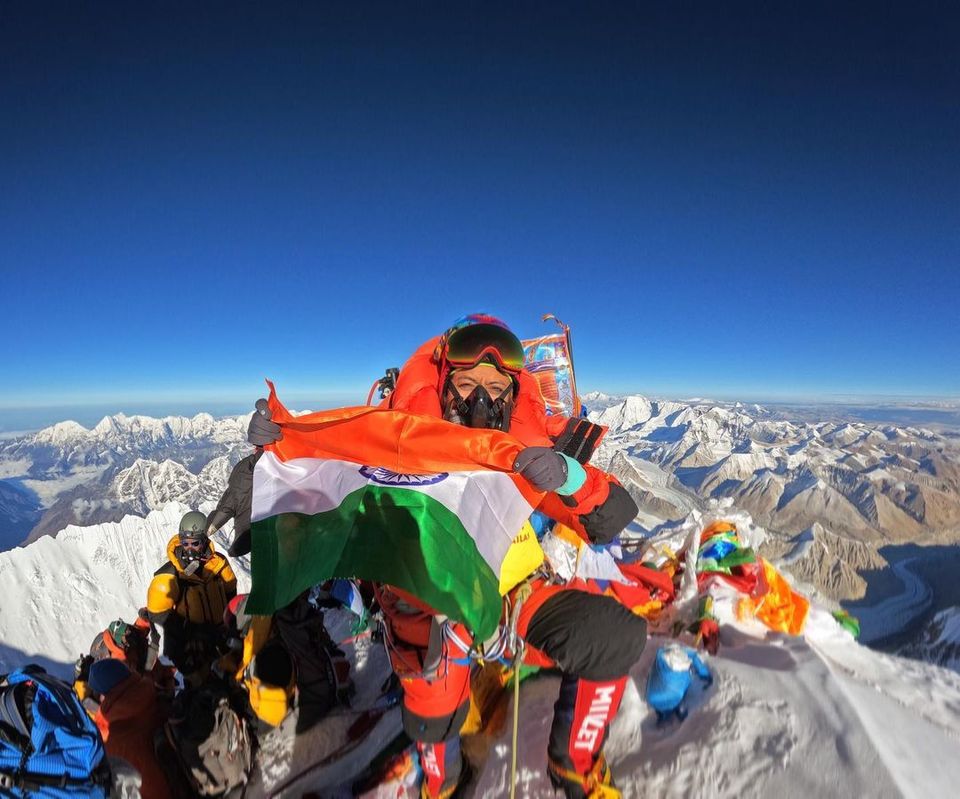 Photo of On This International Everest Day, Here Are The Indians Who Scaled The Highest Mountain In 2022 by Bongyatri - Sourav and Anindita