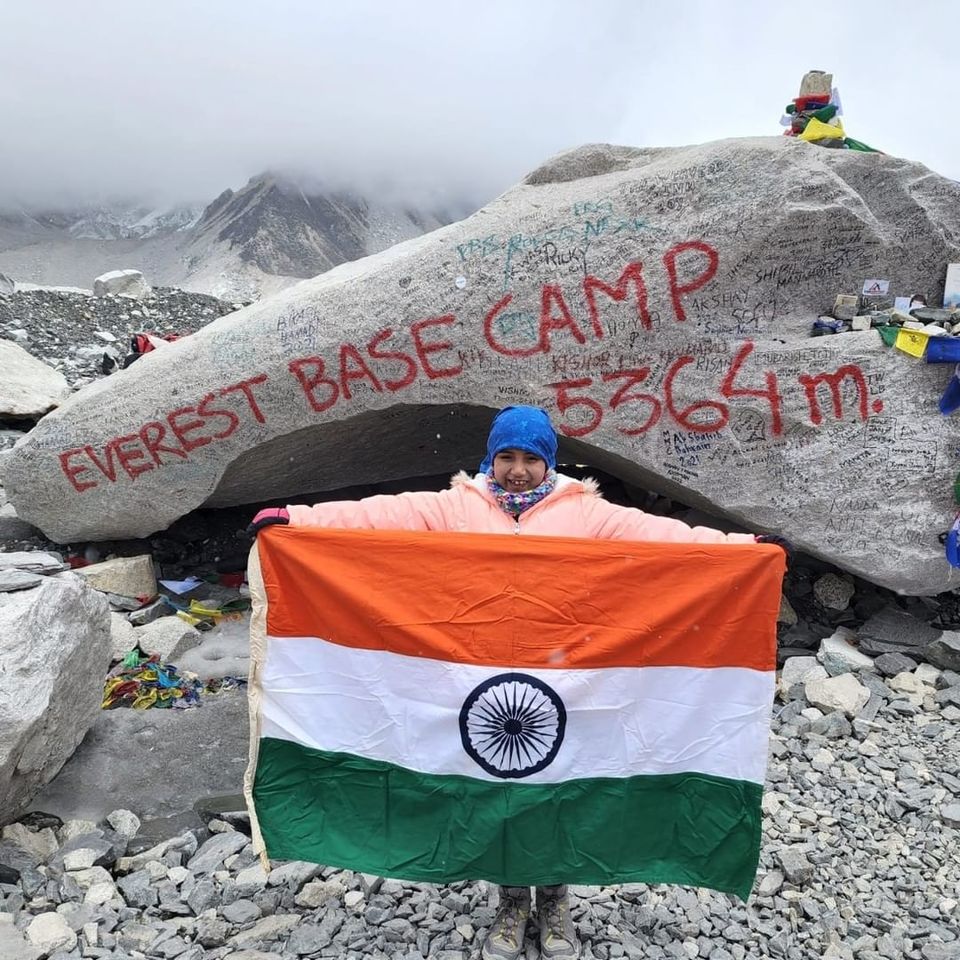 Photo of On This International Everest Day, Here Are The Indians Who Scaled The Highest Mountain In 2022 by Bongyatri - Sourav and Anindita