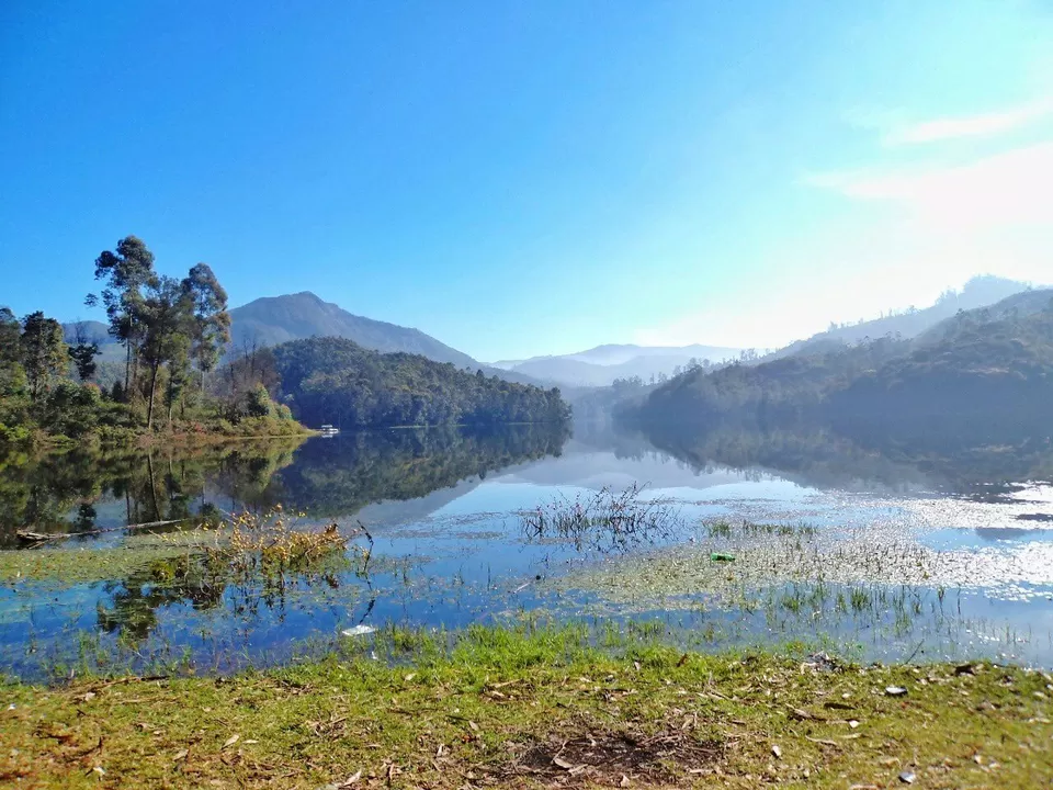 Photo of Kundale Lake, Kannan Devan Hills by Bongyatri - Sourav and Anindita