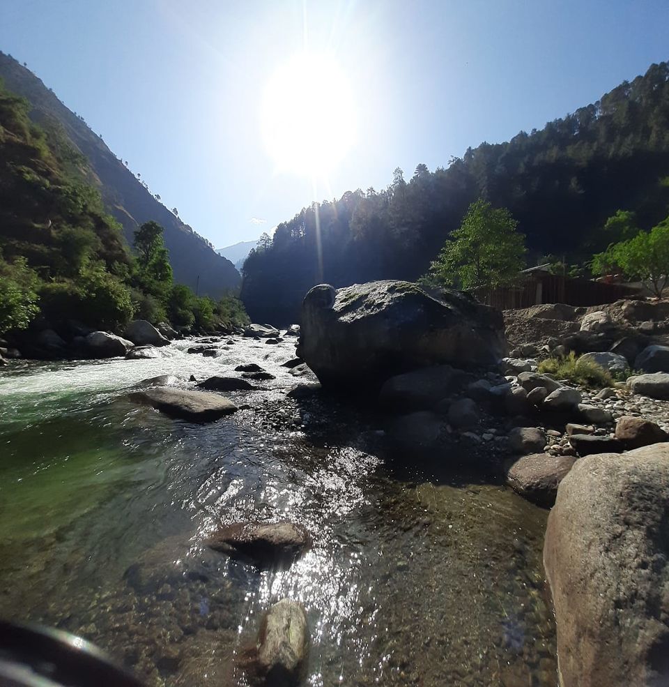 Photo of Banjar valley Trails!! by shikhar
