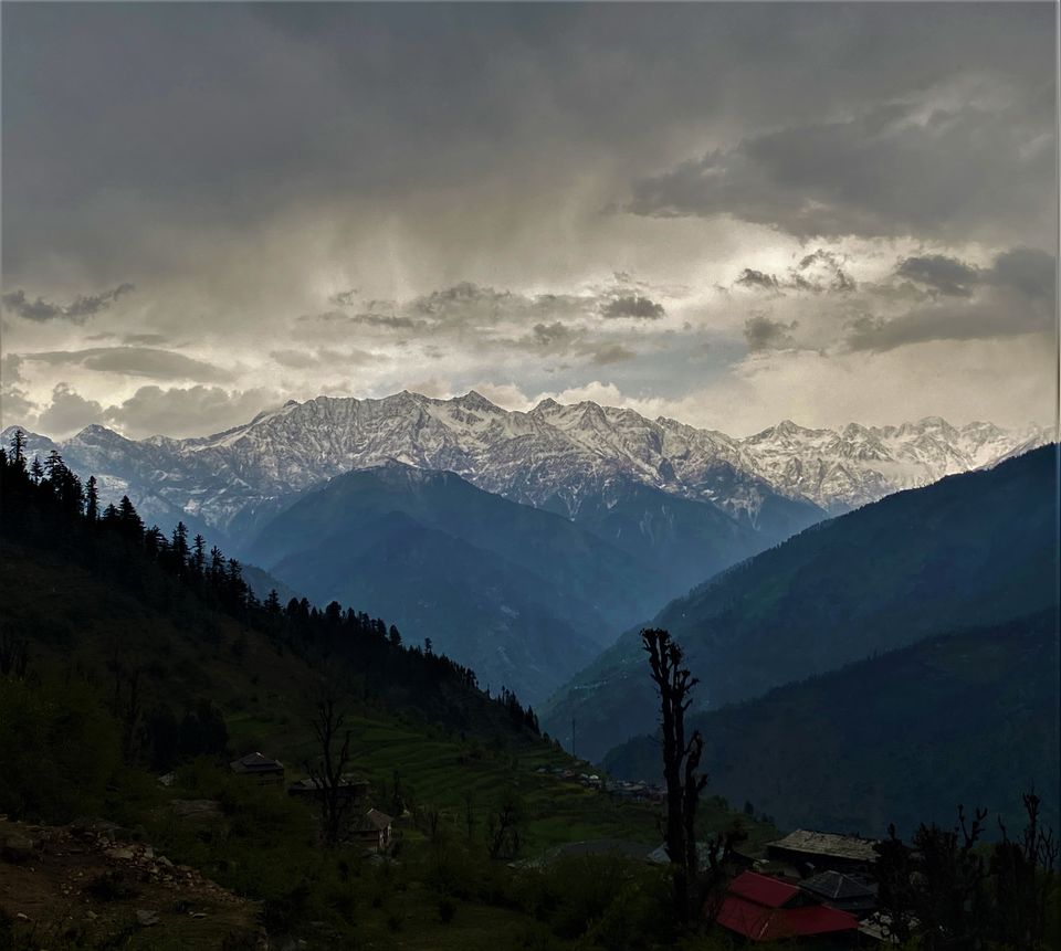 Photo of Banjar valley Trails!! by shikhar