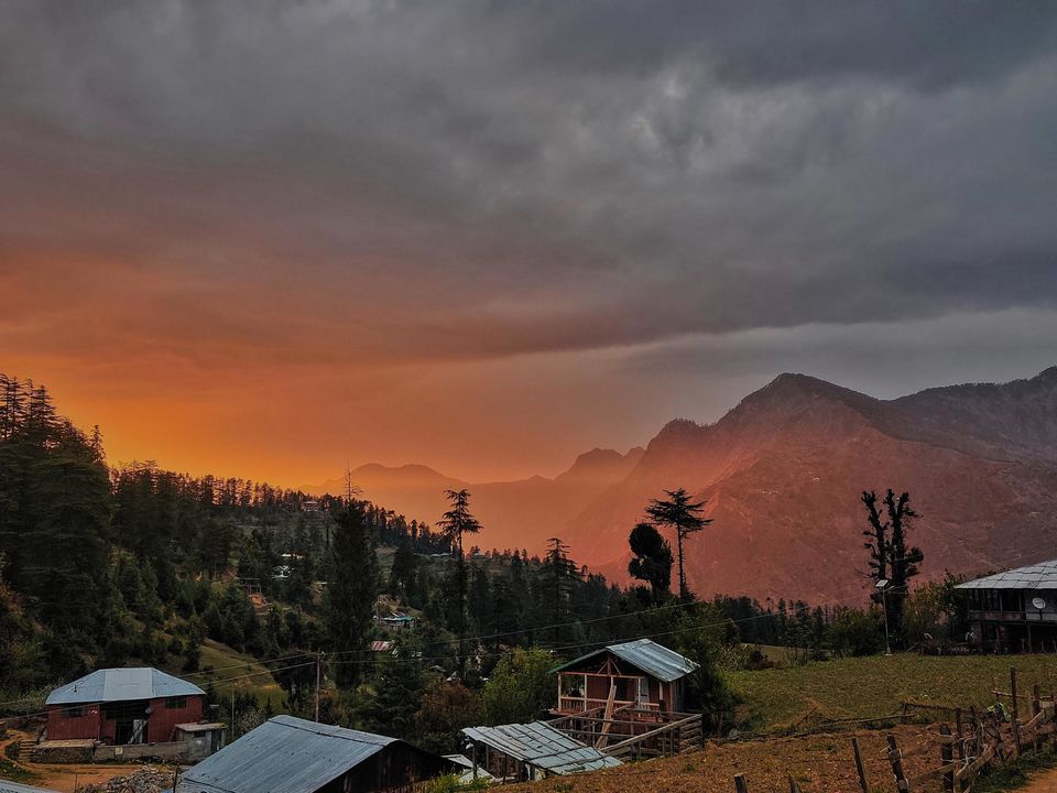 Photo of 2 hours from Jibhi, this Hostel is one of the best in Himachal by amrit singhal