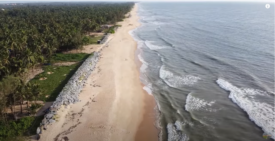 Photo of 45 Minutes from Goa, Lies an Offbeat Beach You Never Heard Of! by Mastane Musafir