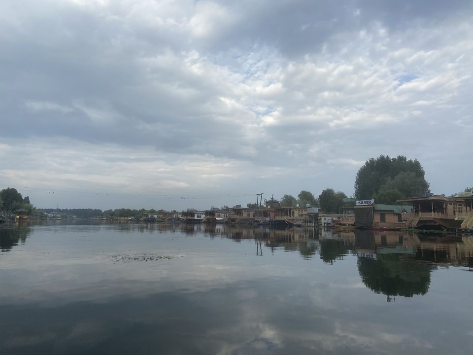 Photo of Kashmir - Heaven on Earth (cliche but don't want to use any other title) by Rinki Popli