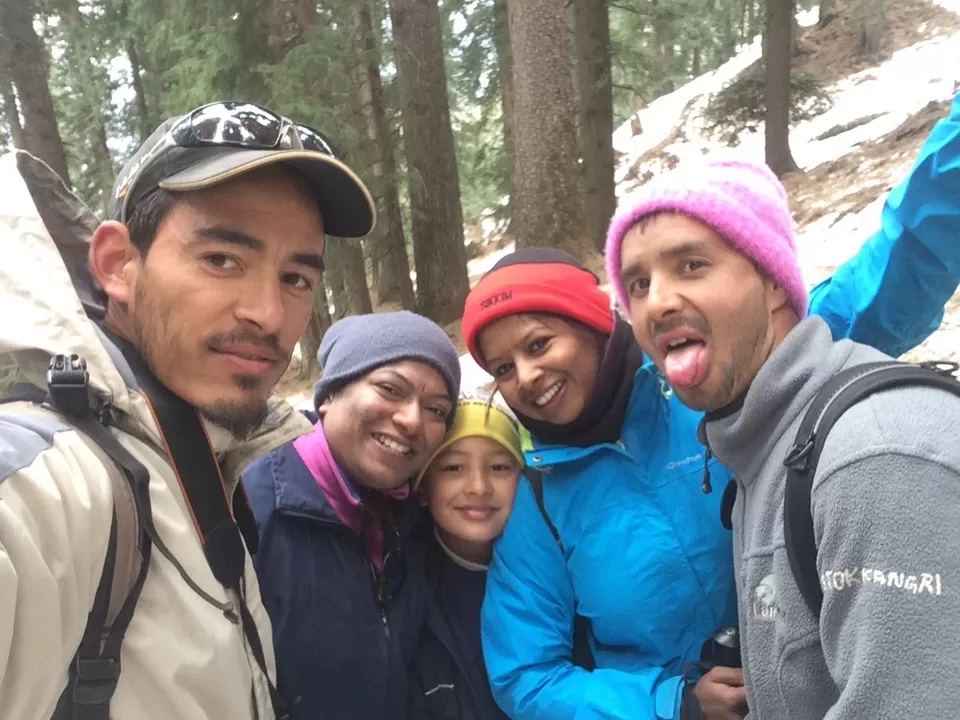 Photo of Off-beat Winter Trek to Bijlimahadev: Conquering Slippery Ice Stairs and Untouched Snow Fields!! by Uma S