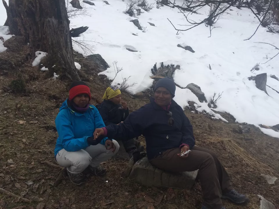 Photo of Off-beat Winter Trek to Bijlimahadev: Conquering Slippery Ice Stairs and Untouched Snow Fields!! by Uma S