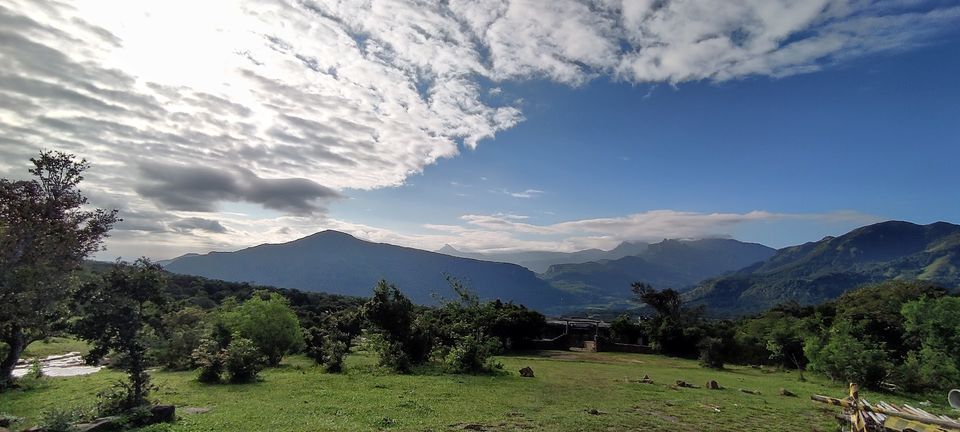 Photo of Knuckles Range - Spectacular Picture Postcard from Sri Lanka by Bhumika Mehta