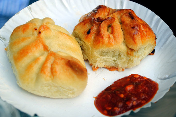 Photo of You’ll Be Stunned To Know That This Food Paradise in Calcutta Runs Only Between 5 AM to 8 AM! by Namrata Das Adhikary