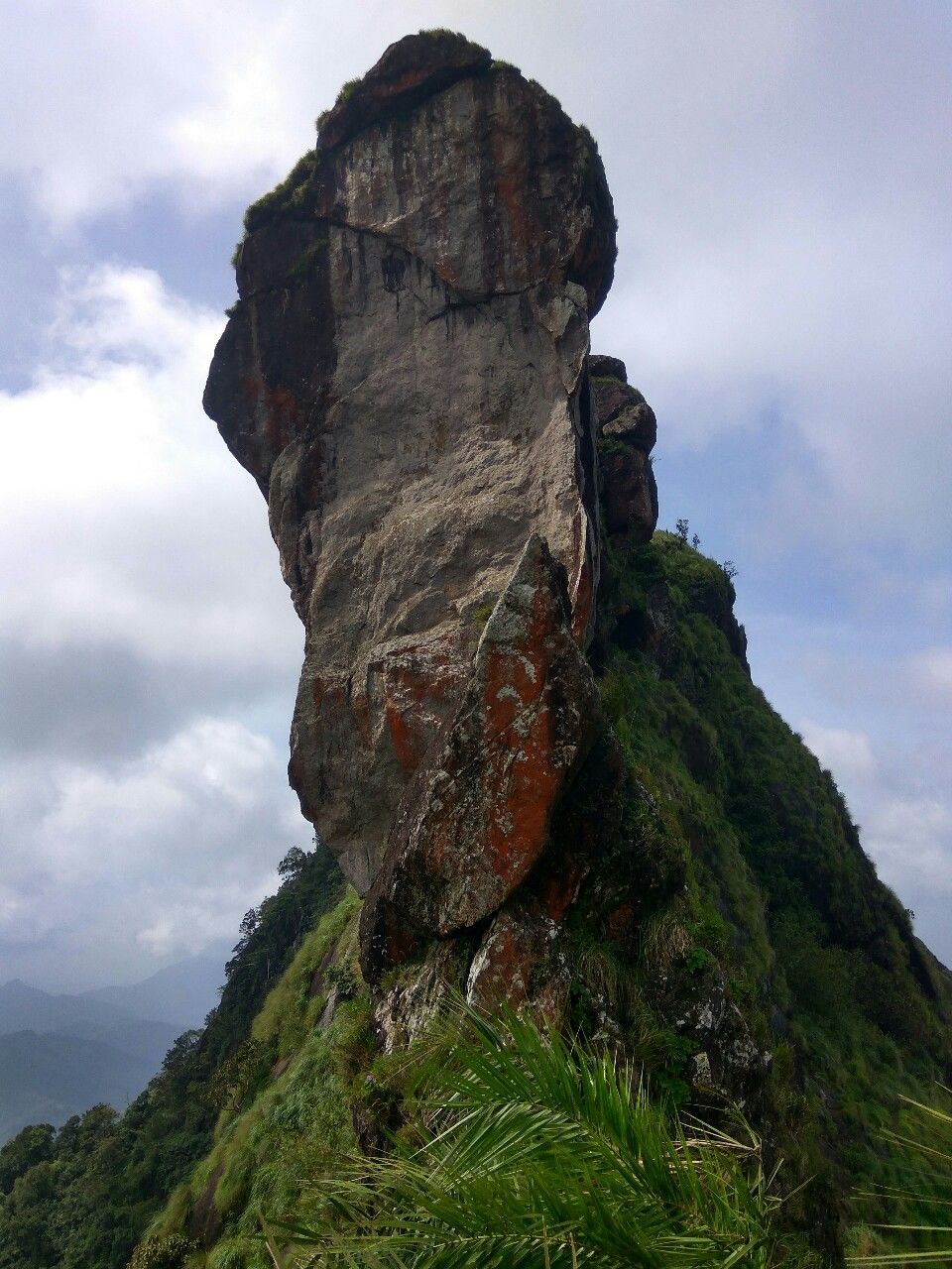 Photo of Illikkal Kallu & Parunthumpara By Appu