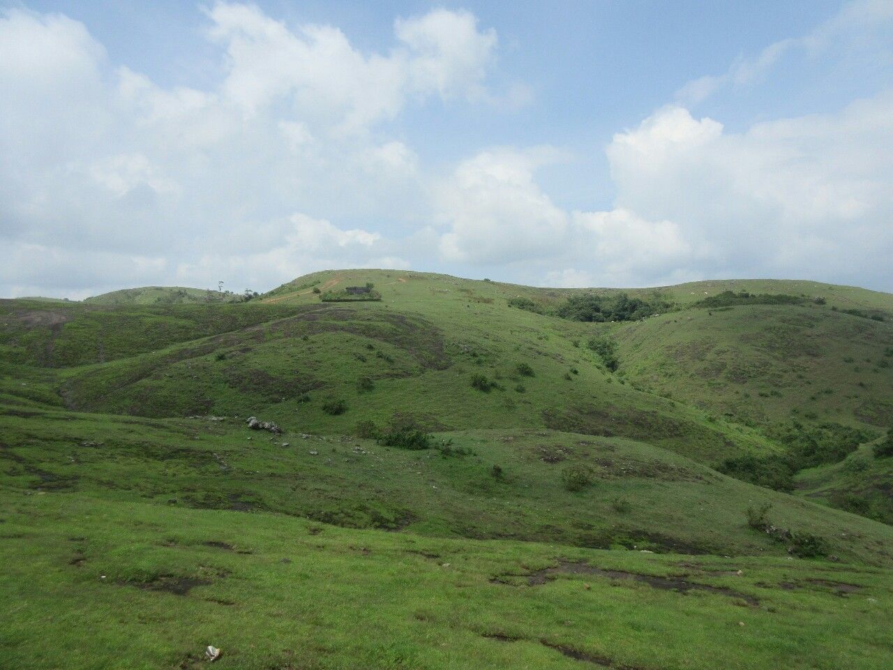 Photo of Illikkal Kallu & Parunthumpara By Appu