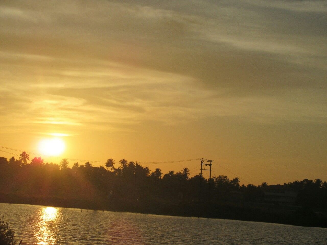 Photo of Kadamakkudy By Appu
