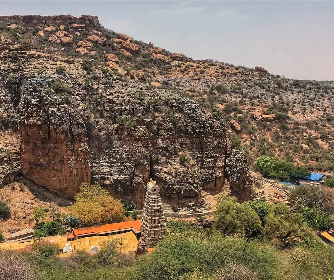 Photo of yaganti caves, Kurnool