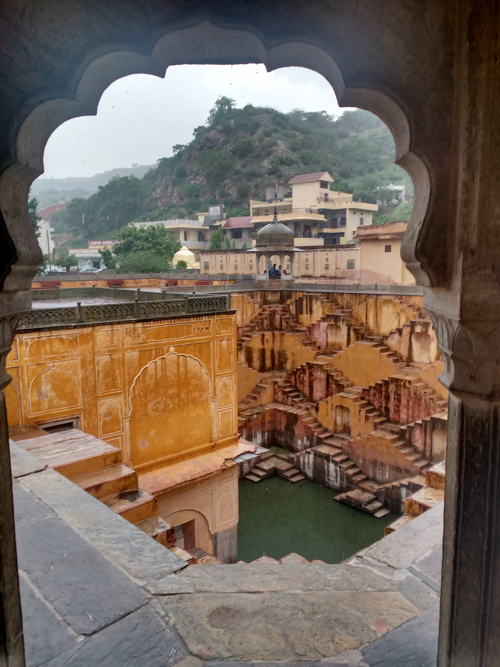 Photo of panna meena ka kund, jaipur