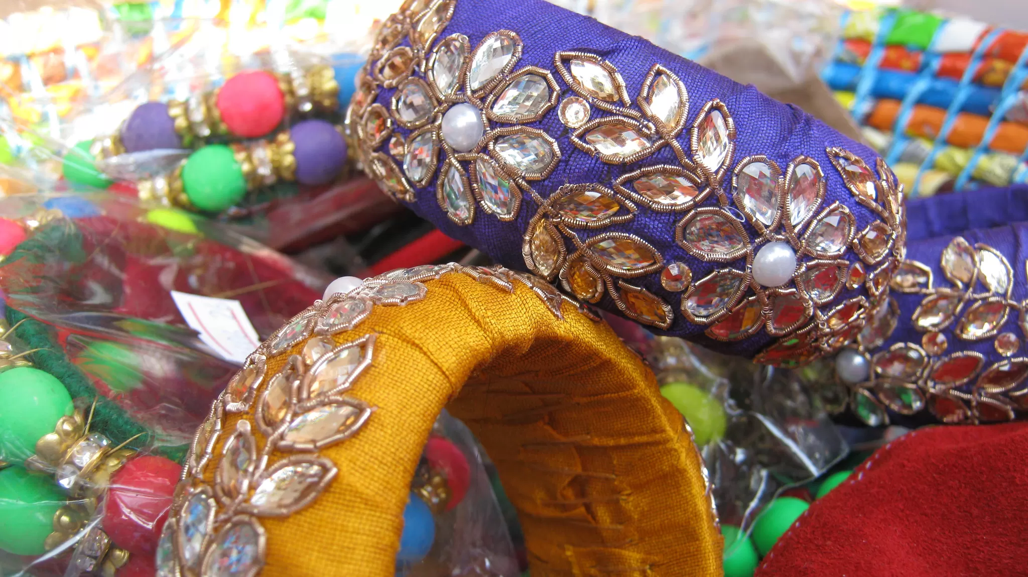 Photo of Colaba Causeway, mumbai