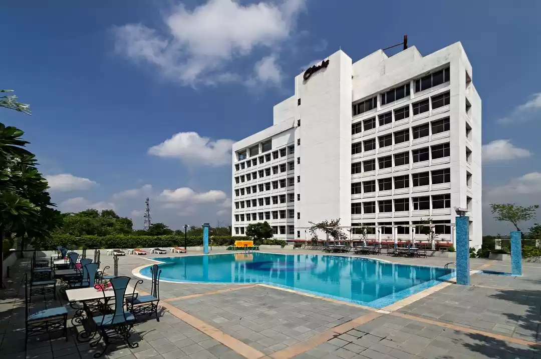 Photo of Clarks Avadh
