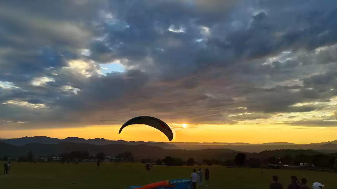 Photo of दोस्त, रोड ट्रिप और