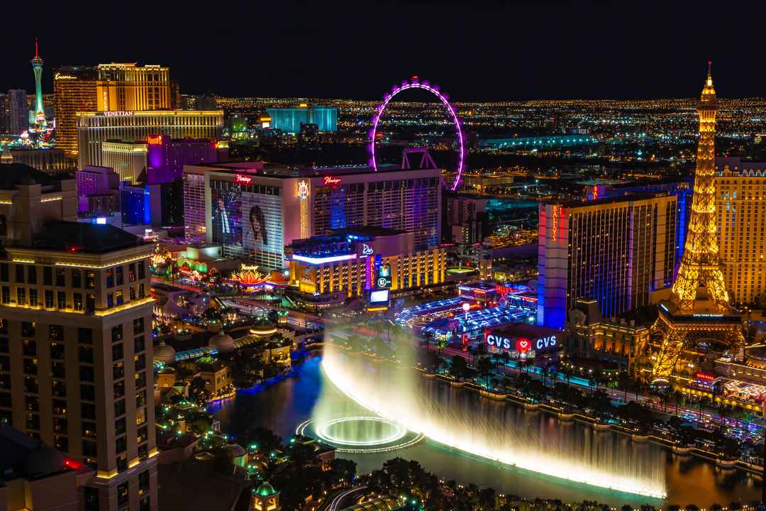 Las Vegas - Gambling, Entertainment, Tourism