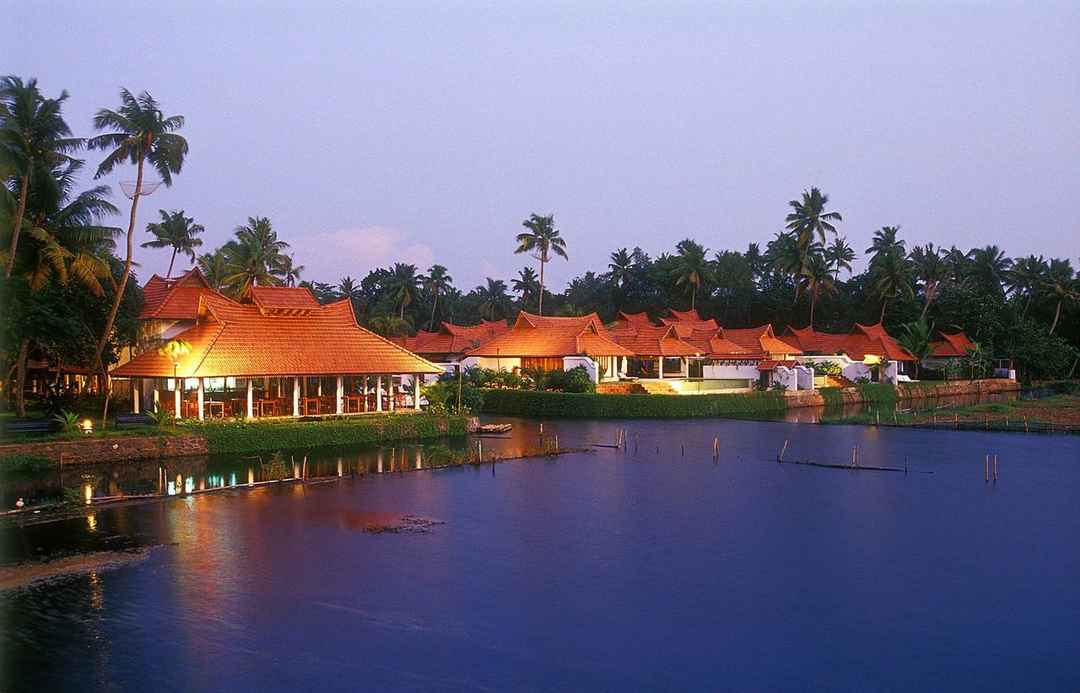 Kumarakom Lake Resort For 2 Days/1 Night @ ₹ 17,600