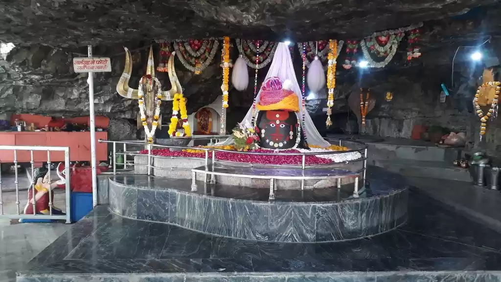 Photo of Madareshwar Shiva Temple