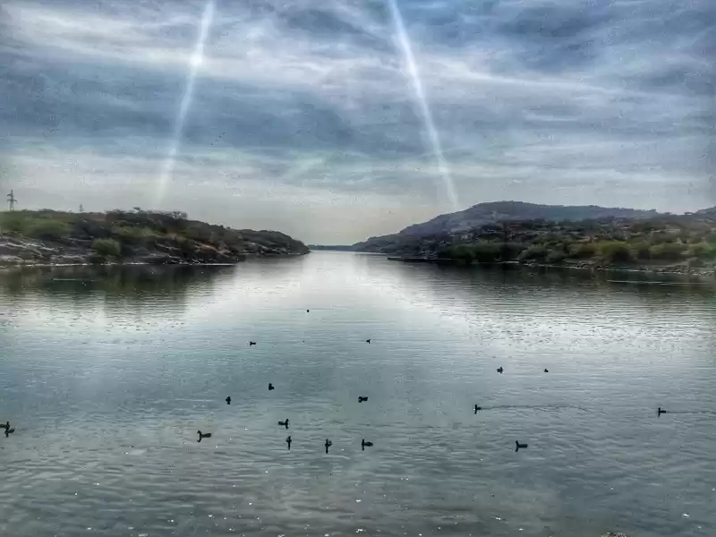 Photo of Kaylana Lake