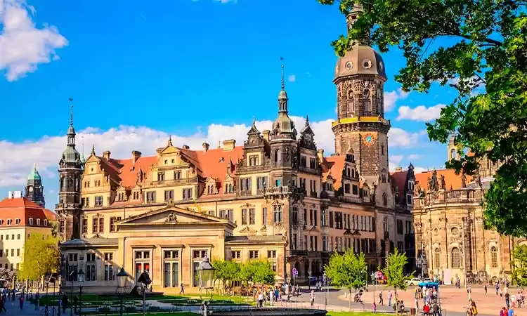 Photo of Walking in old Dresd