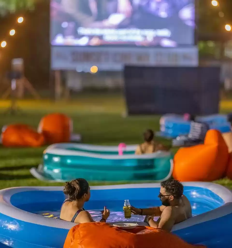 Photo of આ શહેરમાં બાથટબમાં બ