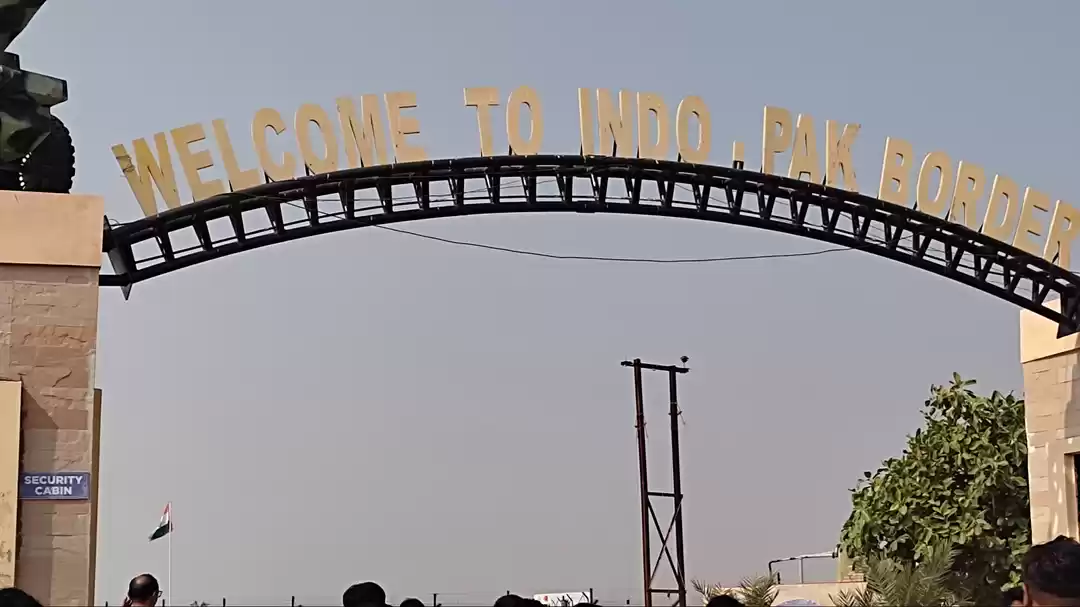 Photo of પોતાની કારમાં નડાબેટ