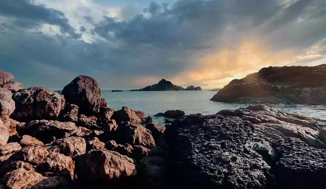 Photo of Om Beach: where