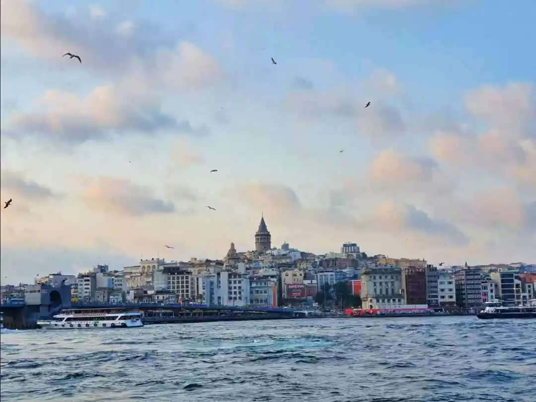 Photo of Mesmerising Lan