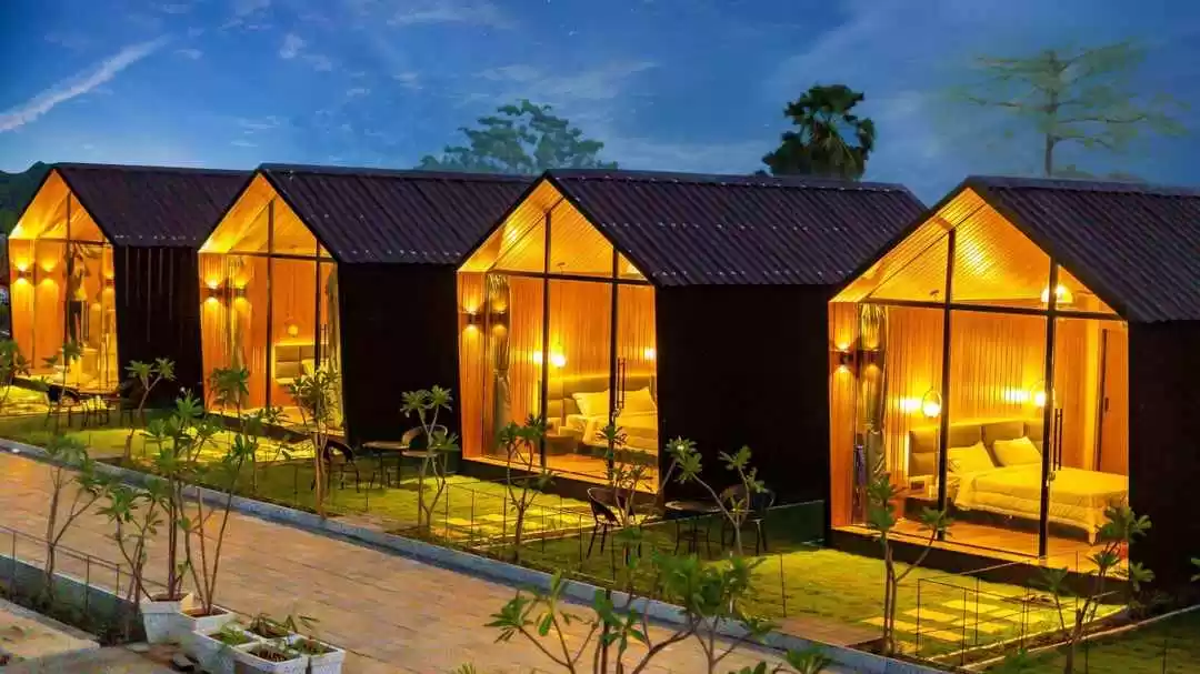 Photo of Luxury Glass Co