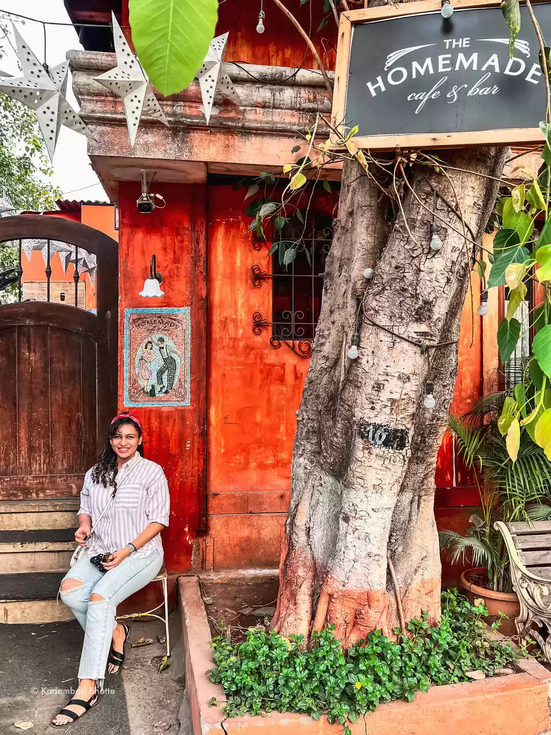 Photo of 10 Pretty Cafes