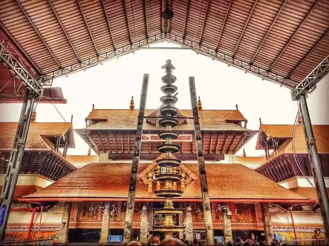 Photo of Guruvayur Templ