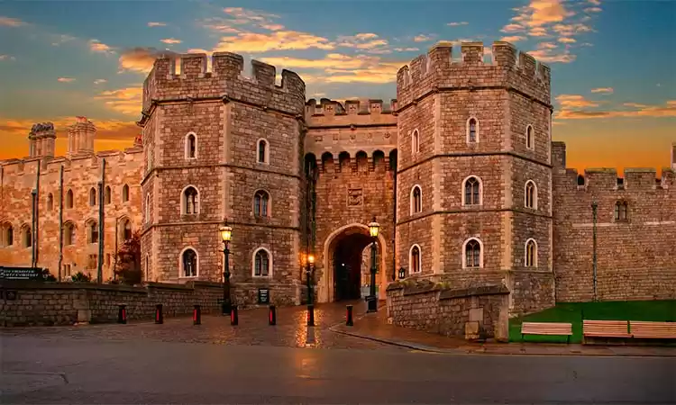 Photo of Windsor Castle and i