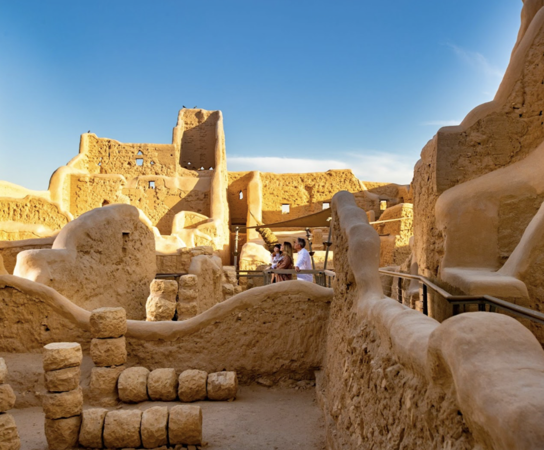 Photo of 10 Unique Exper