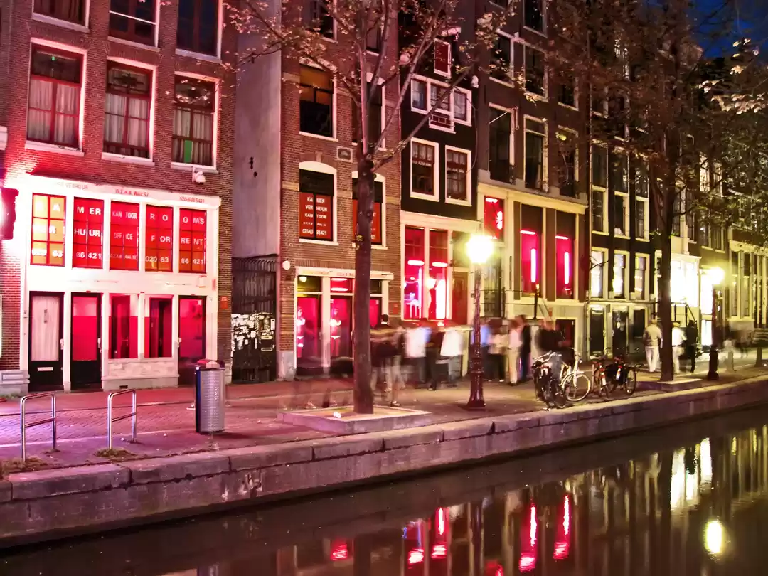 Red Light District of Amsterdam: Window Shopping, Rules, History - Tripoto