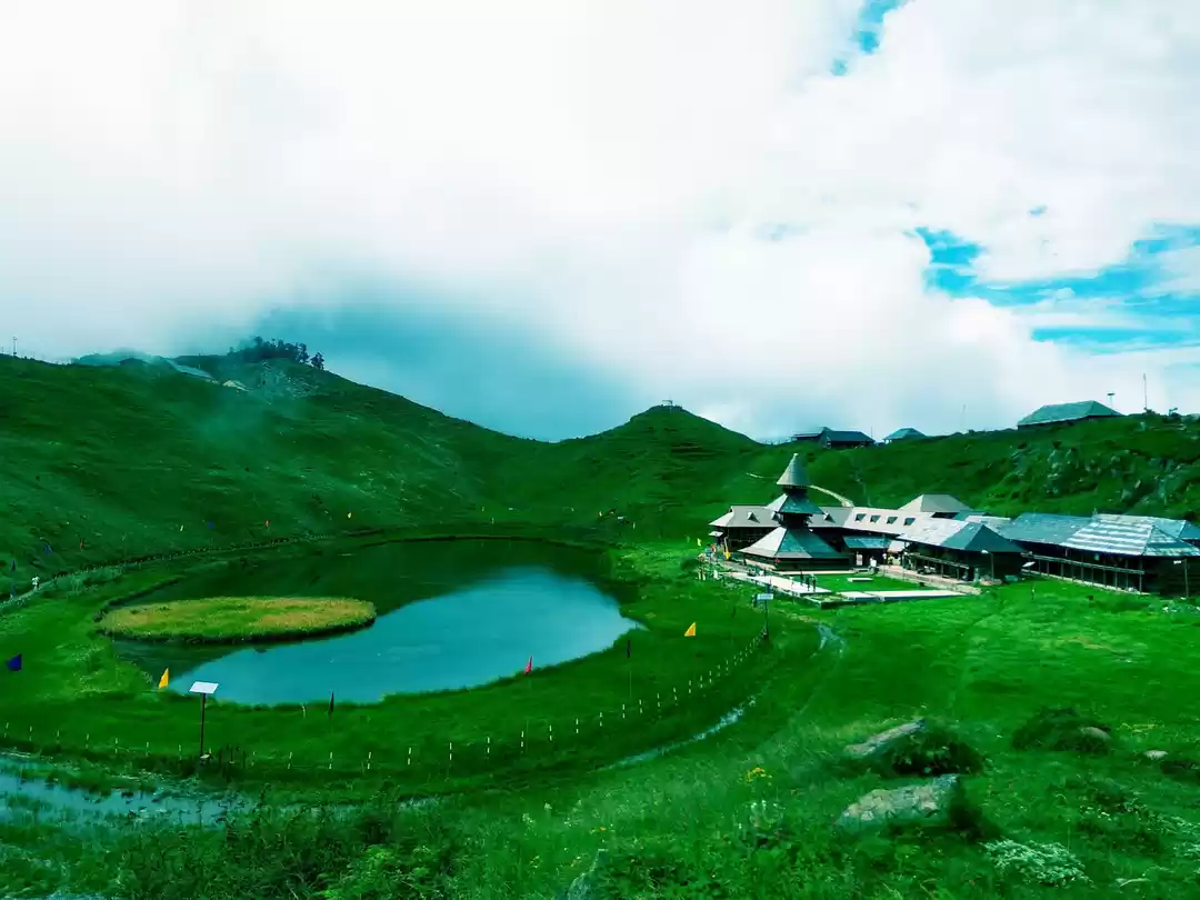 Photo of Parashar Lake