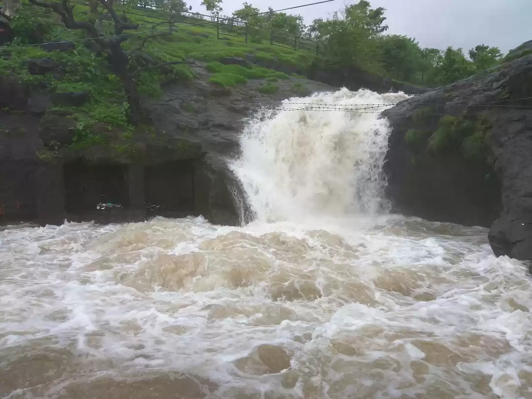 Photo of Shri Kondeshwar Temple & Waterfalls