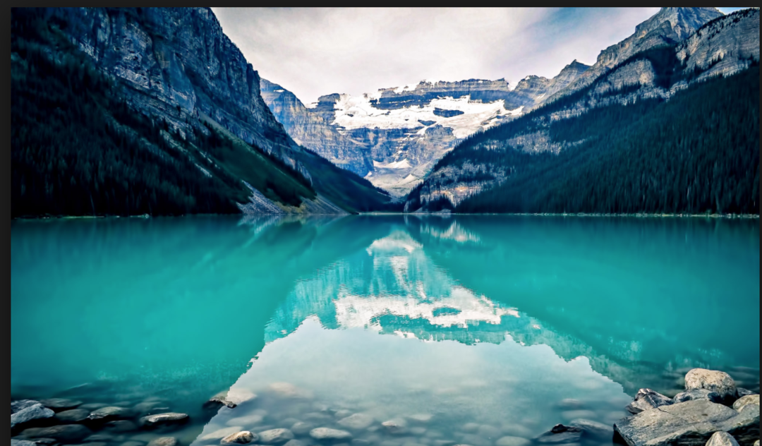 Photo of Lake Minnewanka