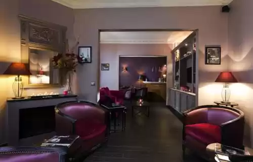 Photo of Hôtel Donjon Vi