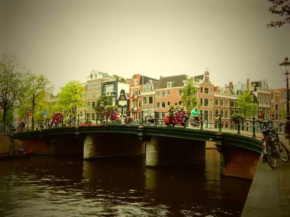 Photo of 72 Hours Guide